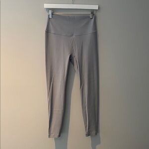 Light Grey High Waisted Leggings - 24” Inseam - Size L